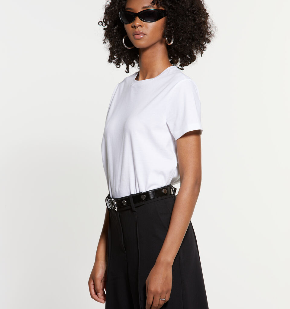 T-shirt boxy fit branca - t-shirt de manga curta para mulher - Branco | Sisley image number 3